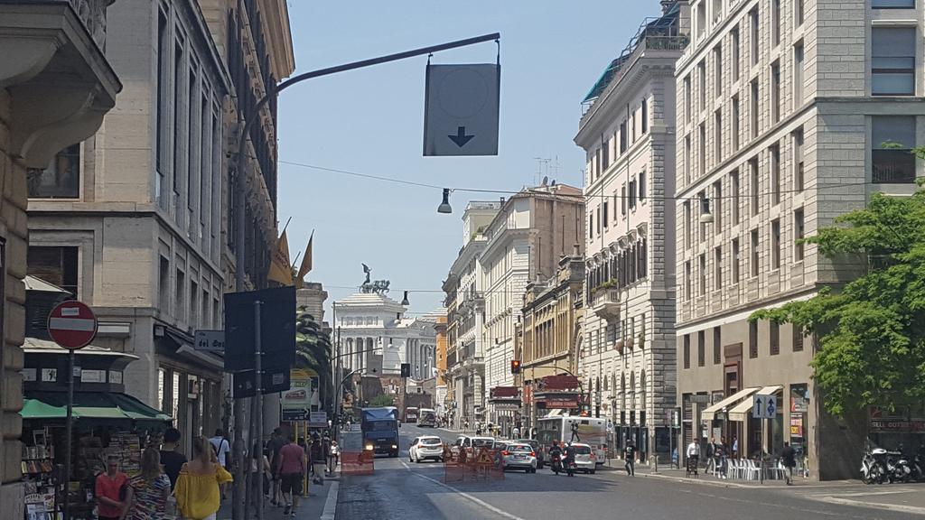 Una Finestra Su Monti Rome Extérieur photo