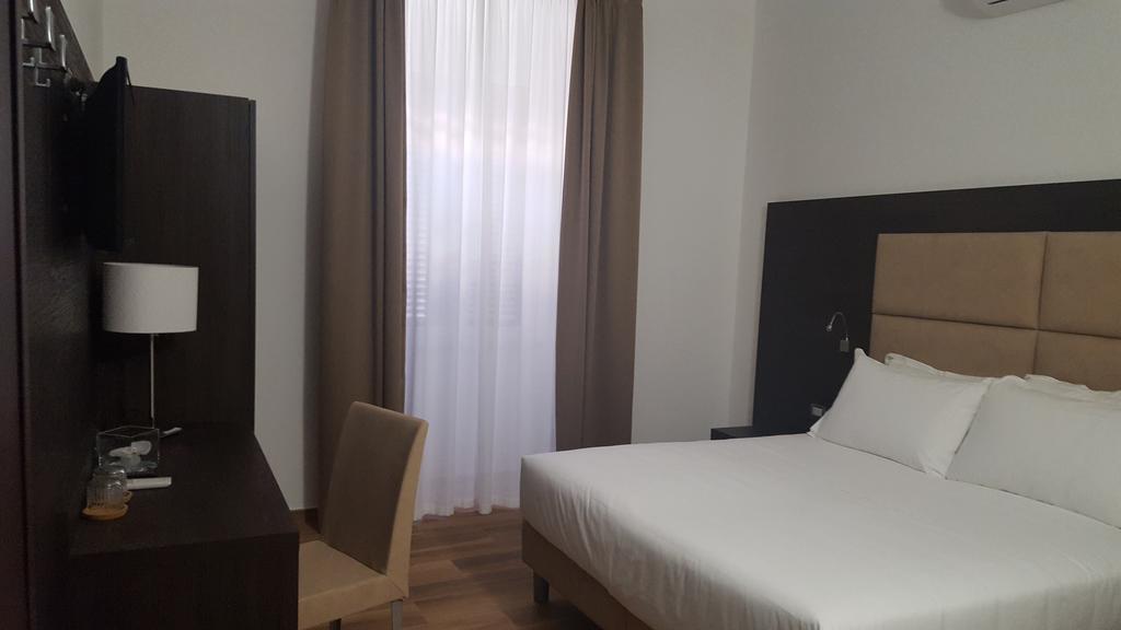 Una Finestra Su Monti Rome Extérieur photo