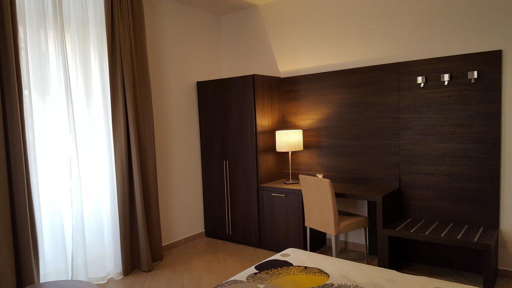 Una Finestra Su Monti Rome Extérieur photo